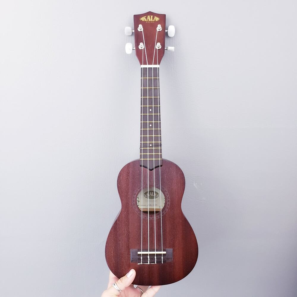 Ukulele KALA Brand Music Co. Isle Mahogany Soprano 4-String KA-15S - Picture 7 of 10